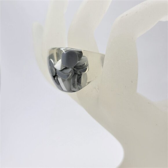 Chunky Square Resin Lucite Ring With Grey And White Pill Beads See Through Ring - Picture 6 of 11